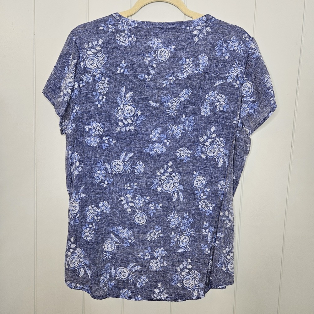 Liz Claiborne Lightweight  Floral And Blue Size Large Tie On Front‎ - Picture 2 of 5
